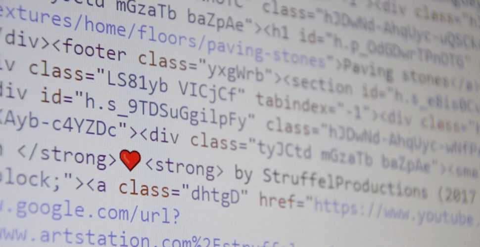 HTML Код с Линкове и Сърце за Павета Код на HTML с линкове и сърце, свързан с павета и StruffelProductions.