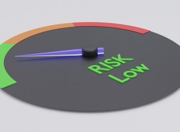 Индикатор за риск с ниска стойност, цветно обозначение за бързо оценяване на рисковете.